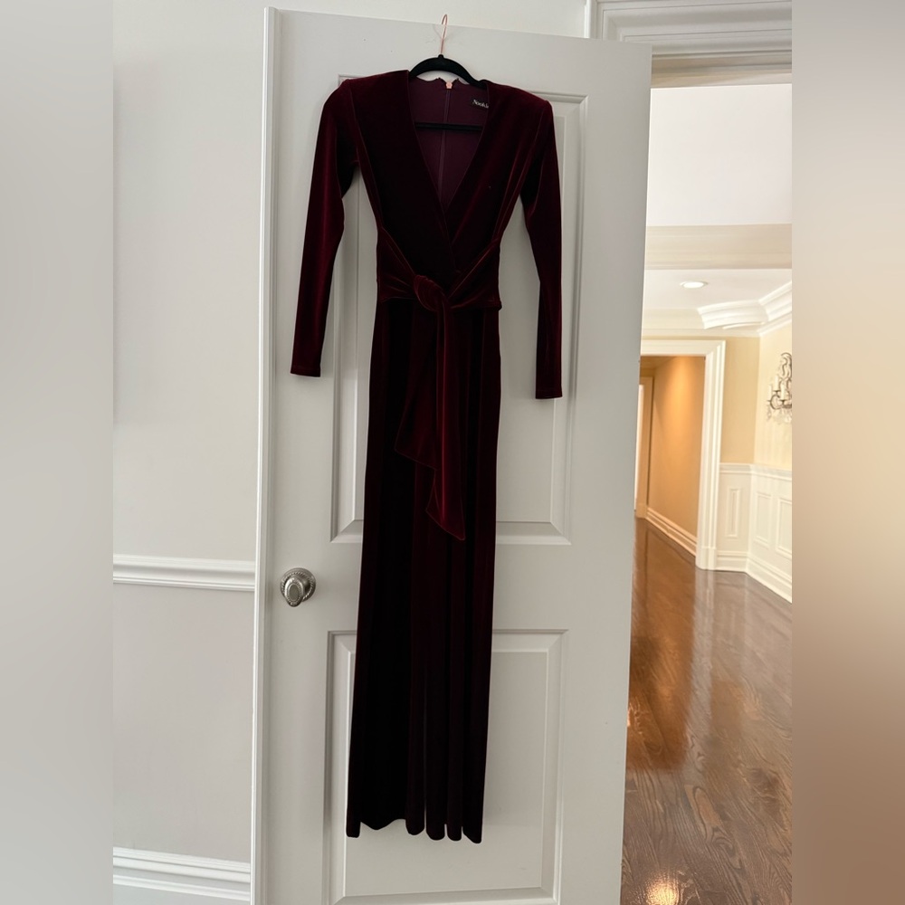 Nookie Red Long Sleeve V-Neck Jumpsuit - Picture 5 of 6